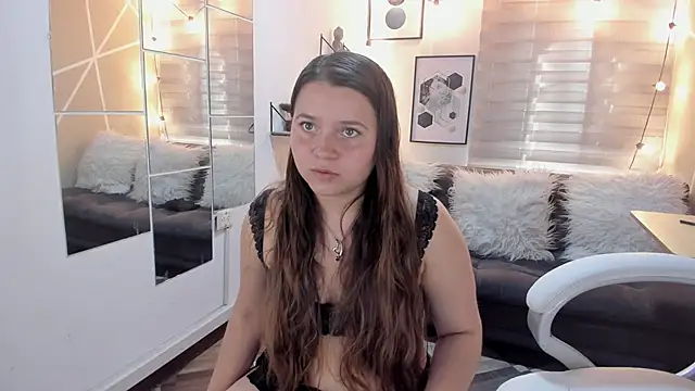 sophiee09  online show from 11-04-25, 01:37