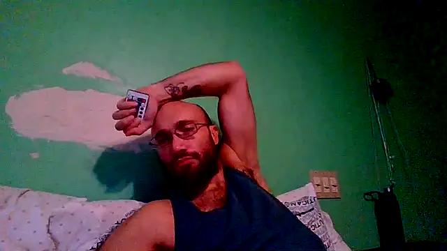 Snapshot of versatilevortex chatting on 10-13-25, 04:08 versatilevortex online show from 10-13-25, 04:08