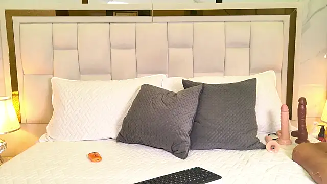 paulina cano online show from 12-04-25, 07:35