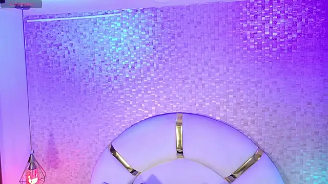 paulina cano online show from 10-06-25, 07:14