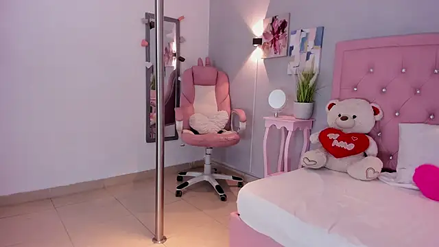 InnocentVibes online show from 11-06-25, 04:38