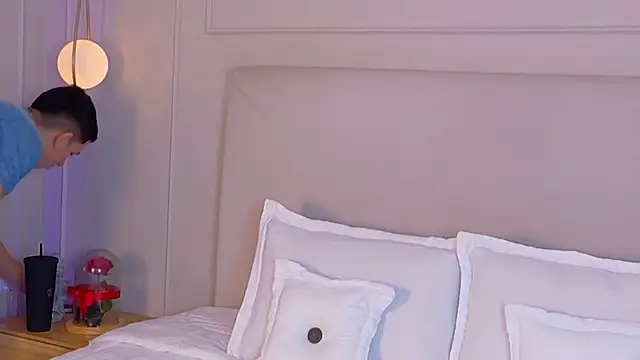 ZaneDawson online show from 11-06-25, 03:43