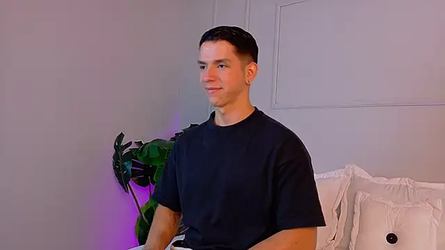 ZaneDawson online show from 12-18-25, 03:49