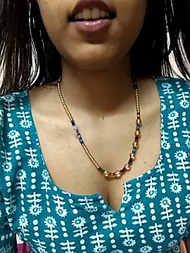 reetika6375 online show from 02-09-26, 07:56