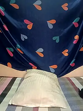 Snapshot of reetika6375 chatting on 11-05-25, 08:56 reetika6375 online show from 11-05-25, 08:56