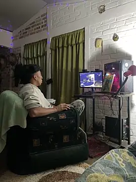 sky-wolves online show from 09-16-25, 01:06