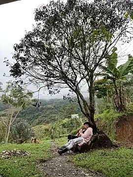 sky-wolves online show from 10-18-25, 04:20