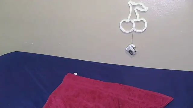 Serafynn online show from 11-06-25, 12:09