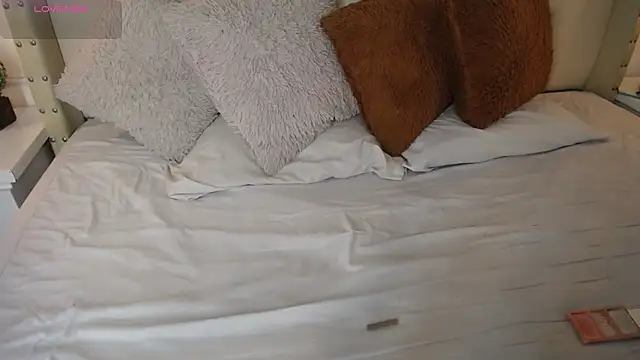 Snapshot of bycandy_ chatting on 02-17-26, 01:08 bycandy online show from 02-17-26, 01:08