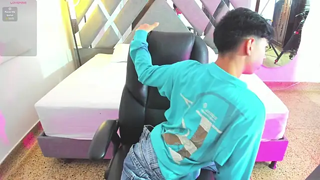 Peter chase online show from 11-20-25, 06:19