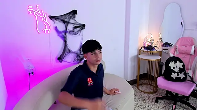 Peter chase online show from 10-15-25, 06:27