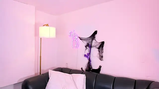 Peter chase online show from 10-28-25, 06:07