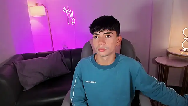 Peter chase online show from 11-27-25, 05:57