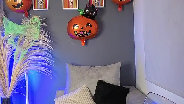 miacardonasecret online show from 10-17-25, 09:16