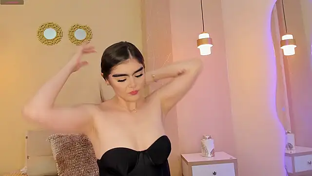 SofiaFontaiine online show from 10-28-25, 04:13