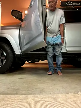 Nataku10 online show from 11-05-25, 09:51