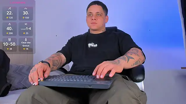 Snapshot of denis_munera chatting on 10-25-25, 10:36 denis munera online show from 10-25-25, 10:36