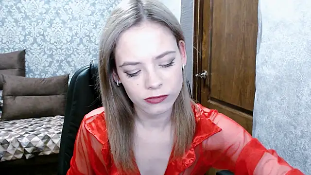 Kate  Loves online show from 04-04-26, 06:58