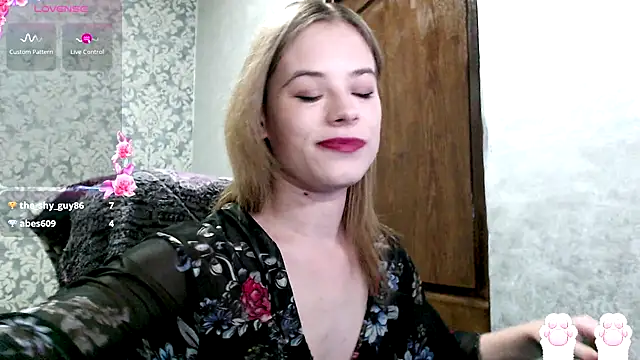 Kate  Loves online show from 09-30-25, 05:30