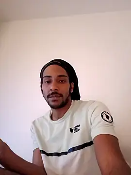 Mikaaa97 online show from 11-21-25, 12:31