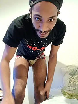 Mikaaa97 online show from 12-18-25, 06:07