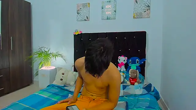 Zacktorres  online show from 09-30-25, 11:11