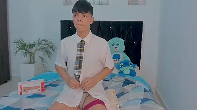 Zacktorres  online show from 10-14-25, 10:53