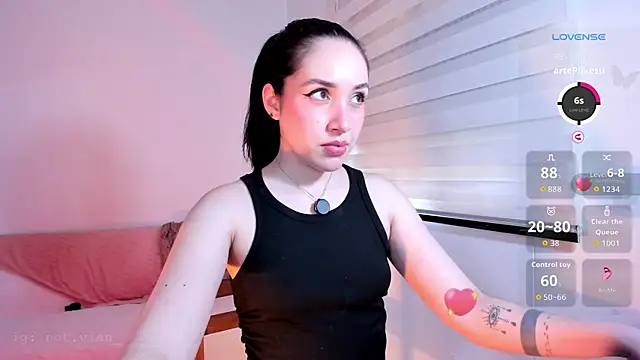 SarahCastillo  online show from 02-12-26, 06:07