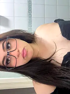 Snapshot of Cherry_kissxx chatting on 10-07-25, 12:00 Cherry kissxx online show from 10-07-25, 12:00