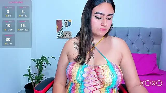 mia hajar333 online show from 11-13-25, 08:13