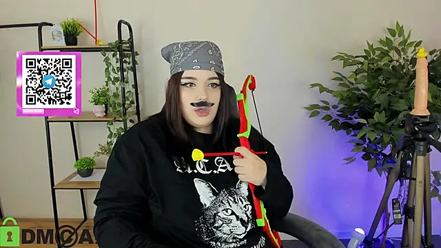 Mia R0ss online show from 01-10-26, 01:12