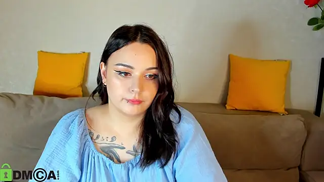 Mia R0ss online show from 09-19-25, 08:18