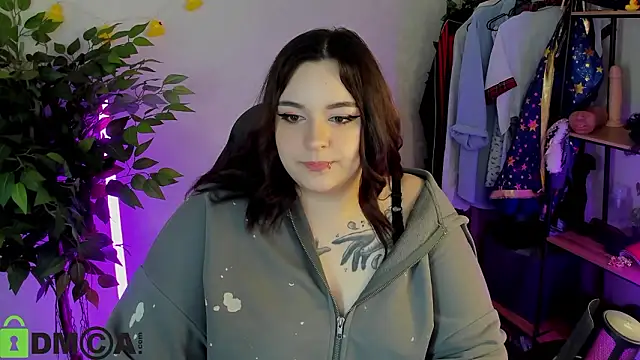 Mia R0ss online show from 02-07-26, 01:02