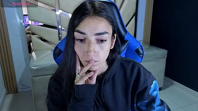 Maily a  online show from 02-08-26, 12:58