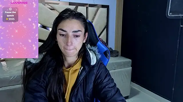 Maily a  online show from 02-07-26, 03:03