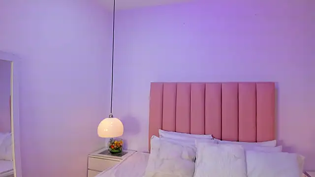 Amy Ferreira online show from 10-25-25, 11:05