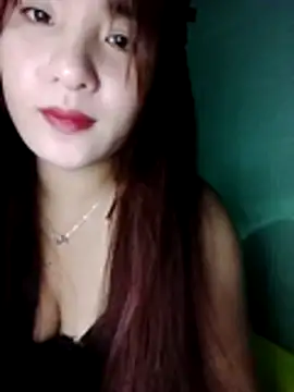 Snapshot of Linksys_nicee chatting on 10-18-25, 02:19 Linksys nicee online show from 10-18-25, 02:19