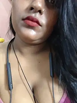 Jasmine Januja online show from 07-06-26, 01:56