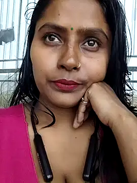Jasmine Januja online show from 02-06-26, 11:06
