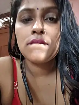 Jasmine Januja online show from 05-15-26, 11:36