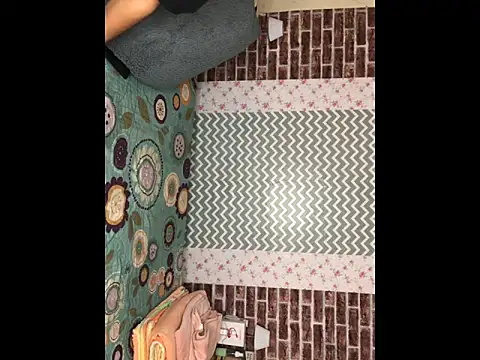 Snapshot of KaMila_M00N chatting on 10-11-25, 03:35 KaMila M00N online show from 10-11-25, 03:35