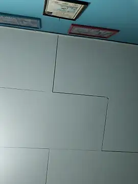 elflacodel25 online show from 09-17-25, 03:41