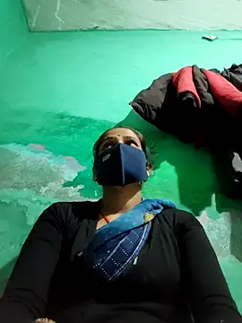 Snapshot of Sh_kiyara chatting on 10-29-25, 04:06 Sh kiyara online show from 10-29-25, 04:06