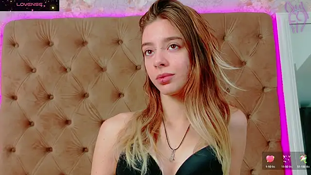 CoraVex online show from 11-13-25, 05:11