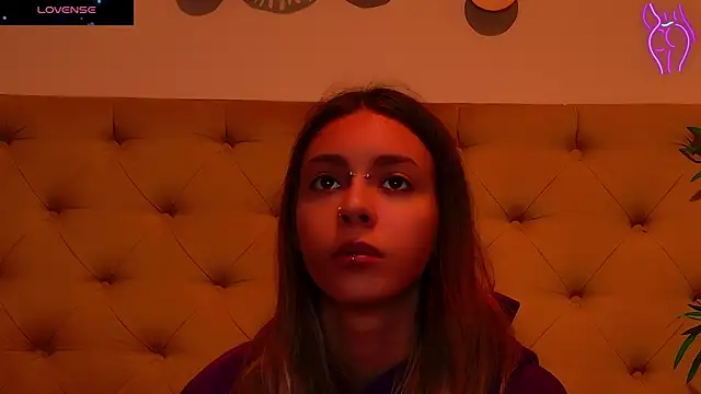 CoraVex online show from 10-01-25, 04:06