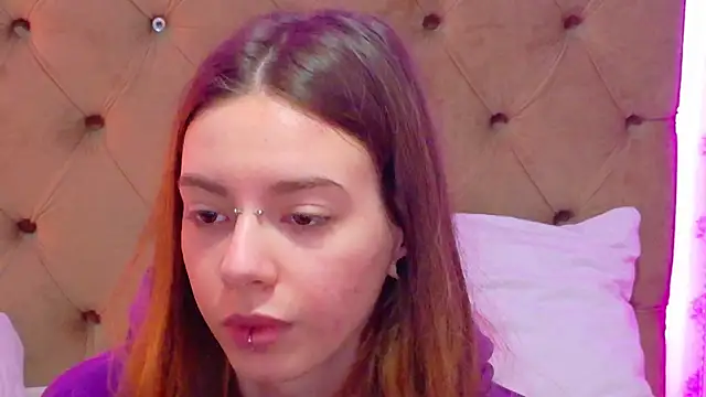 CoraVex online show from 04-11-26, 03:58