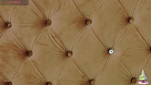 CoraVex online show from 12-18-25, 05:12