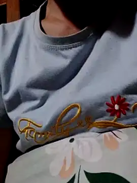 Snapshot of donna-bae chatting on 02-10-26, 07:02 donna-bae online show from 02-10-26, 07:02