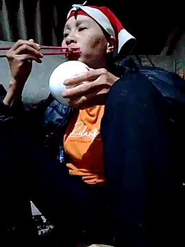 Snapshot of donna-bae chatting on 02-08-26, 12:14 donna-bae online show from 02-08-26, 12:14