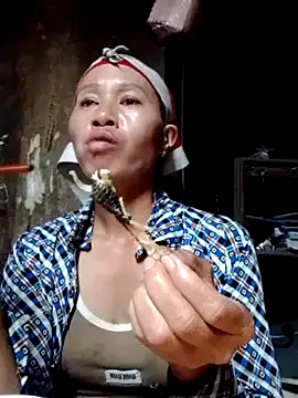 donna-bae online show from 10-28-25, 11:53